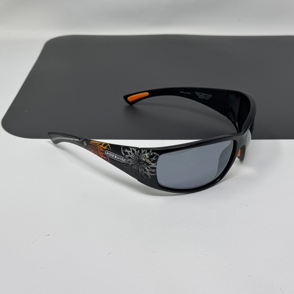 Spider wire  man’s sunglasses - Picture 1 of 9
